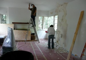 Fixing the wall in the living room